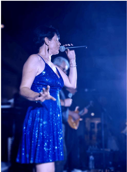 karine-chanteuse